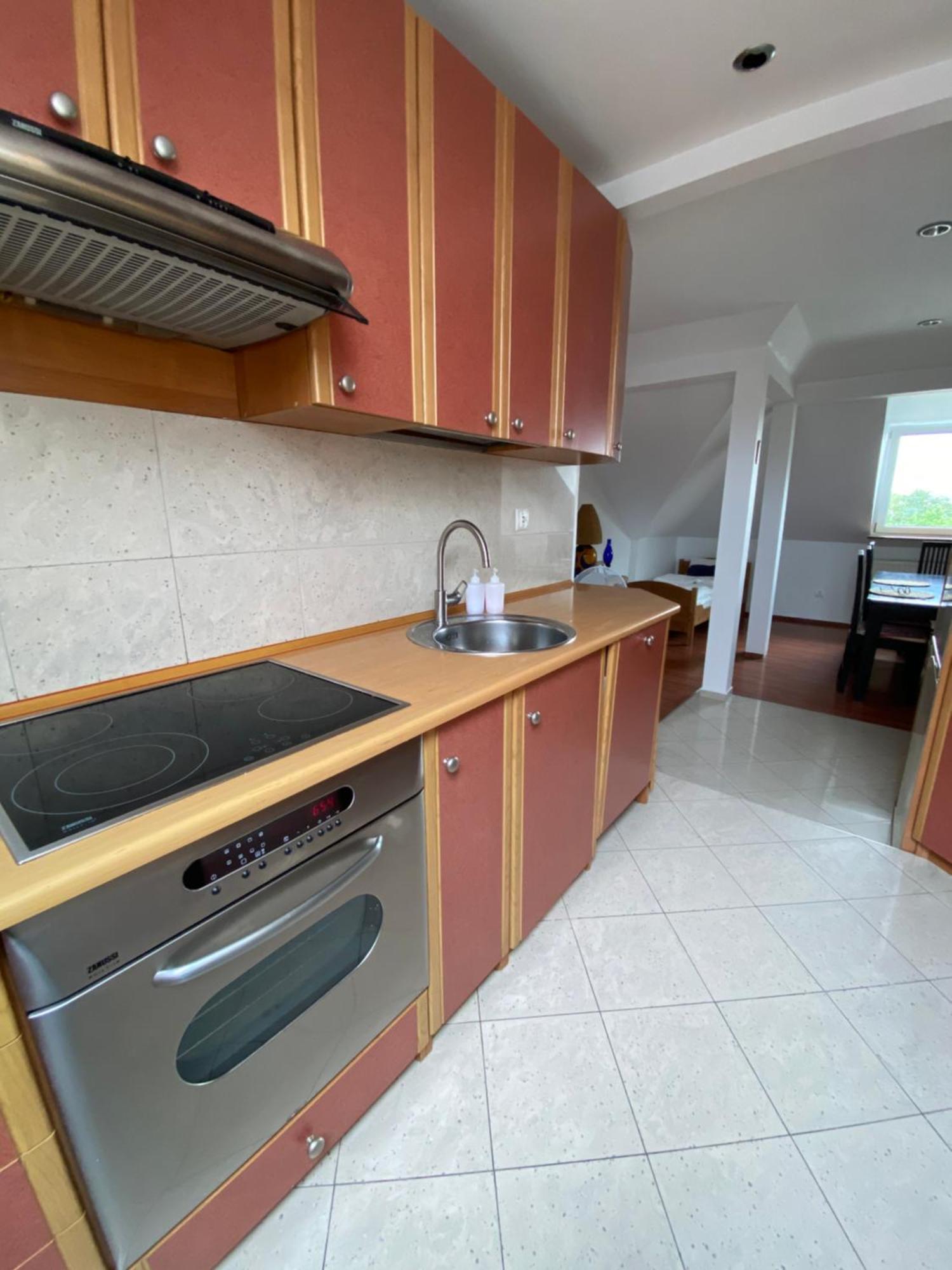 Apartament Plac Moniuszki 11 Kielce Eksteriør bilde